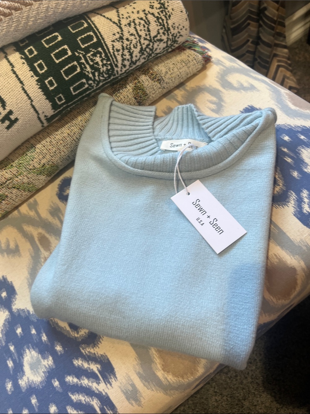 NWT | Sewn + Seen Lightweight Short Sleeve knit top | Light Blue | Size Small